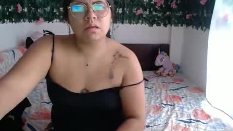 Kimmy online show from 11/19/25, 05:13