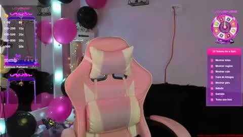 Snapshot of kimmy_vampire666 chatting on 12/26/24, 05:19 Kim online show from 12/26/24, 05:19