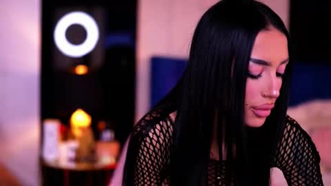 Kim online show from 10/22/25, 02:06