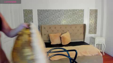 Kim online show from 12/02/24, 10:45