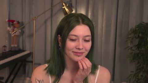 kina_ka online show from 12/29/24, 08:33