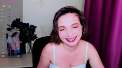 Snapshot of kindhazelhere_ chatting on 09/26/25, 04:11 Hazel online show from 09/26/25, 04:11