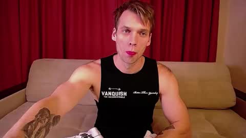 king_pong online show from 10/15/25, 09:37