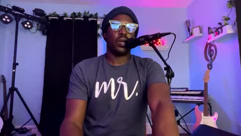 KC online show from 12/10/24, 04:56