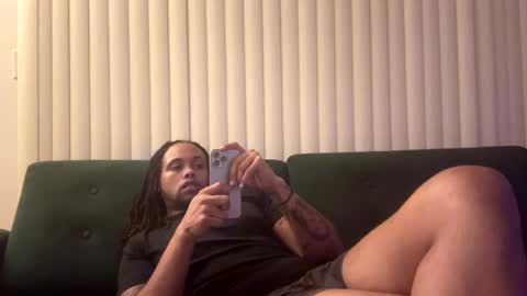 Snapshot of kingdabiggest chatting on 10/18/25, 03:09 KingDaBiggest online show from 10/18/25, 03:09