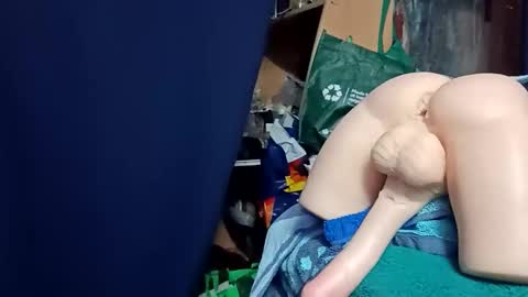 Robbie  online show from 10/24/25, 02:24