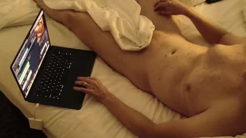 KingOfChuckTown online show from 11/02/25, 02:03