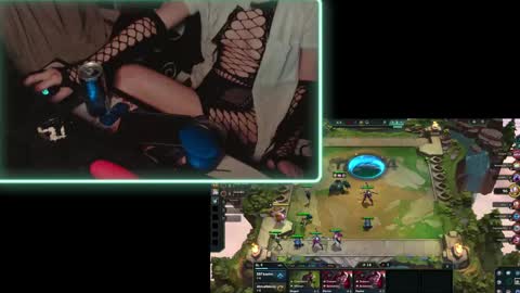 Snapshot of kinkeysole chatting on 02/05/25, 08:04 kinkeysole online show from 02/05/25, 08:04