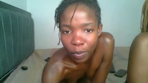 kinky_aria online show from 10/25/25, 06:13