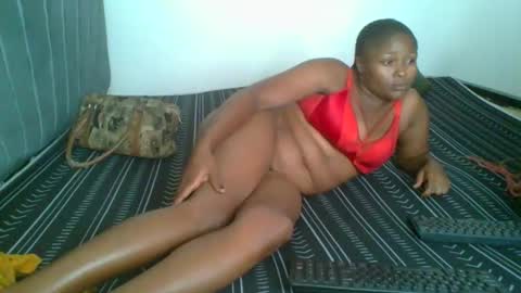 kinky_aria online show from 11/12/25, 03:29