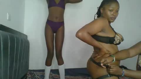 kinky_aria online show from 11/14/25, 09:24