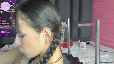 Snapshot of kinky_polar chatting on 01/31/25, 05:09 Polar online show from 01/31/25, 05:09