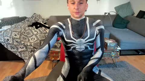 Snapshot of kinky_spidey chatting on 12/27/24, 02:01 kinky_spidey online show from 12/27/24, 02:01
