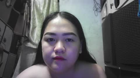 Snapshot of kinkyhotcumm chatting on 09/30/25, 02:11 KAREN online show from 09/30/25, 02:11