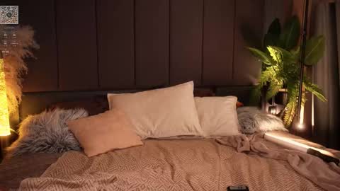 kinkylina_ online show from 10/09/25, 08:18