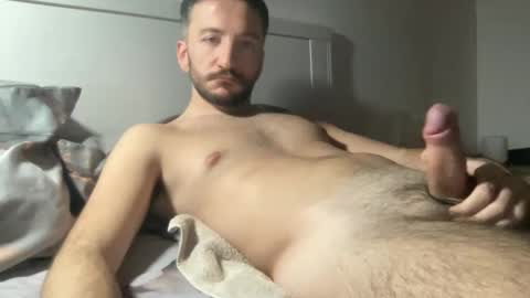 Snapshot of kinkylolo31 chatting on 10/04/25, 11:25 cachonlolo31 online show from 10/04/25, 11:25