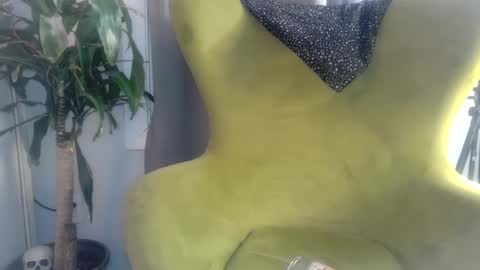 Snapshot of kinkypinkyplay2 chatting on 01/29/25, 12:43 Kinky Pinky online show from 01/29/25, 12:43