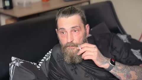 Snapshot of kinkyrusty chatting on 11/09/25, 08:40 kinkyrusty online show from 11/09/25, 08:40