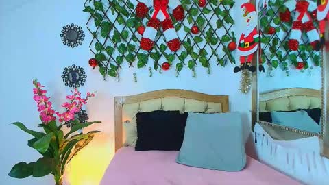 Isabella  online show from 11/19/25, 09:37