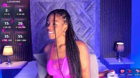 M A R A  online show from 10/06/25, 08:06