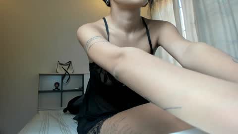 Kira online show from 12/25/24, 04:54