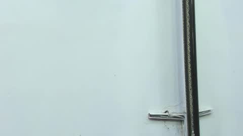 kira online show from 02/22/25, 12:40