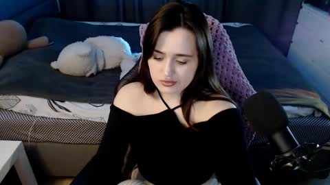 Snapshot of kira_yammy chatting on 02/09/25, 05:08 Kira follow me online show from 02/09/25, 05:08