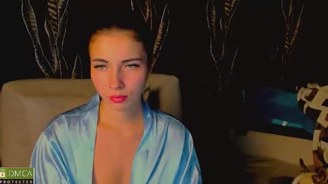 Snapshot of kiraa_sunny chatting on 10/19/25, 07:58 kiraa sunny online show from 10/19/25, 07:58