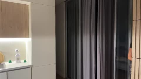 Kira online show from 11/21/25, 04:38