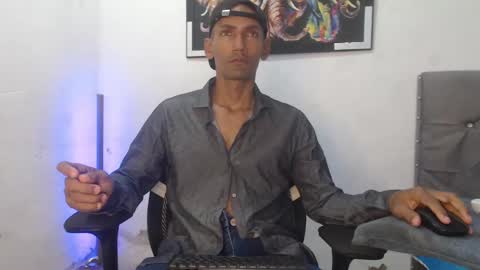 Snapshot of kiran_01 chatting on 10/03/25, 02:58 kiran_01 online show from 10/03/25, 02:58