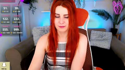 kiraxmoon online show from 02/04/25, 10:32