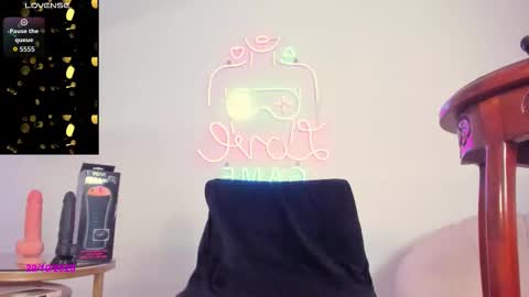 Snapshot of kirby_carrington chatting on 10/29/25, 01:46 kirby_carrington online show from 10/29/25, 01:46