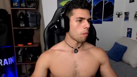 Snapshot of kiritosexhot chatting on 10/26/25, 04:40 Jacob online show from 10/26/25, 04:40