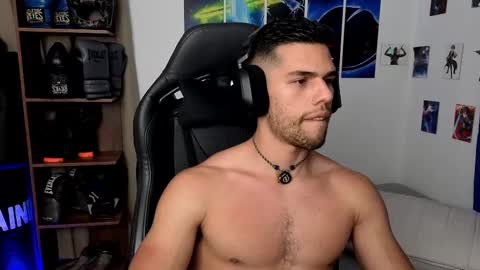 Snapshot of kiritosexhot chatting on 11/03/25, 02:02 Jacob online show from 11/03/25, 02:02