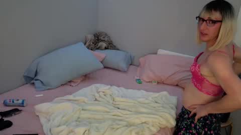 Onya online show from 01/11/25, 08:33