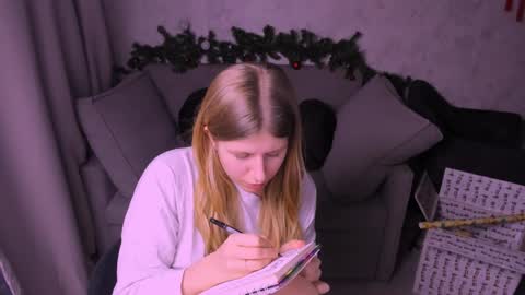 Kira online show from 12/22/24, 02:28