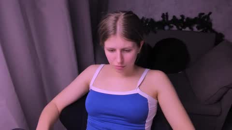 Kira online show from 01/11/25, 12:12