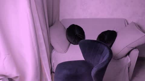 Kira online show from 01/17/25, 10:34