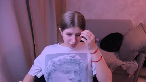 Kira online show from 01/25/25, 07:18