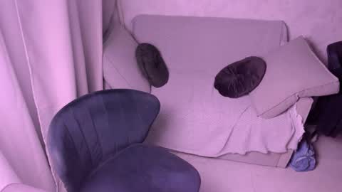 Kira online show from 02/11/25, 10:50