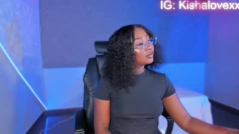kishalove_ online show from 10/14/25, 10:27