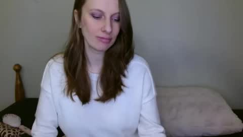 Snapshot of kissallie chatting on 03/07/25, 10:43 Allie online show from 03/07/25, 10:43