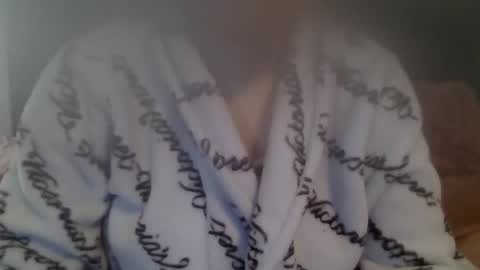 kissandtell1357 online show from 10/27/25, 02:21