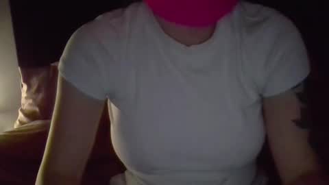 kissandtell1357 online show from 11/14/25, 04:55