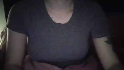 kissandtell1357 online show from 11/19/25, 04:01