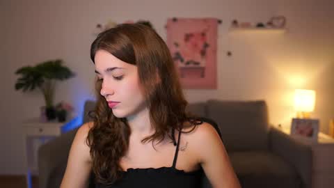 Snapshot of kissiecat chatting on 09/20/25, 06:20 Sisi online show from 09/20/25, 06:20