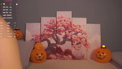 Lola online show from 10/30/25, 07:10