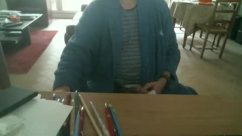 kisslog1 online show from 10/18/25, 07:20