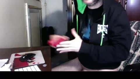 Snapshot of kissofbanned1983 chatting on 11/19/25, 10:37 kissofbanned1983 online show from 11/19/25, 10:37