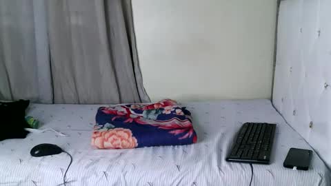 kisssmiles online show from 10/06/25, 05:27